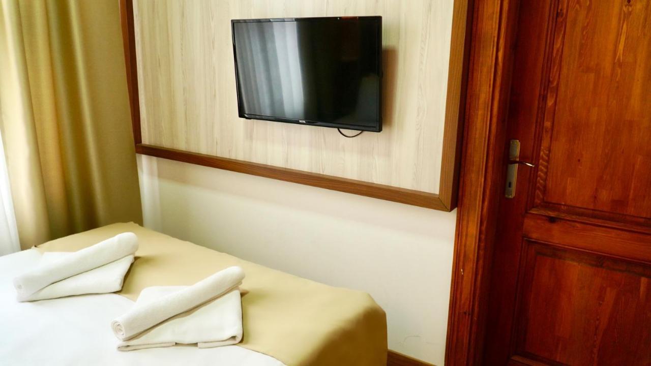 Qonaq Hotel & Suites Стамбул Экстерьер фото